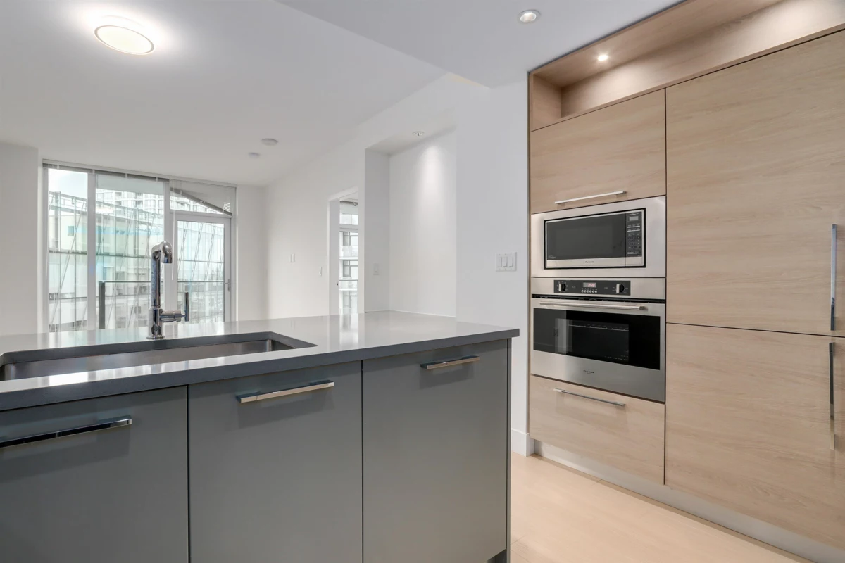 Breakfast Nook Photo of 901 7388 Kingsway, Burnaby, BC