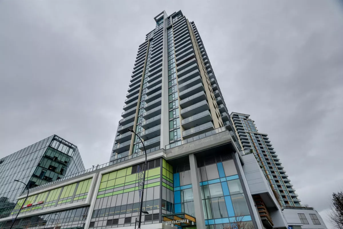 Exterior Rear Photo of 901 7388 Kingsway, Burnaby, BC