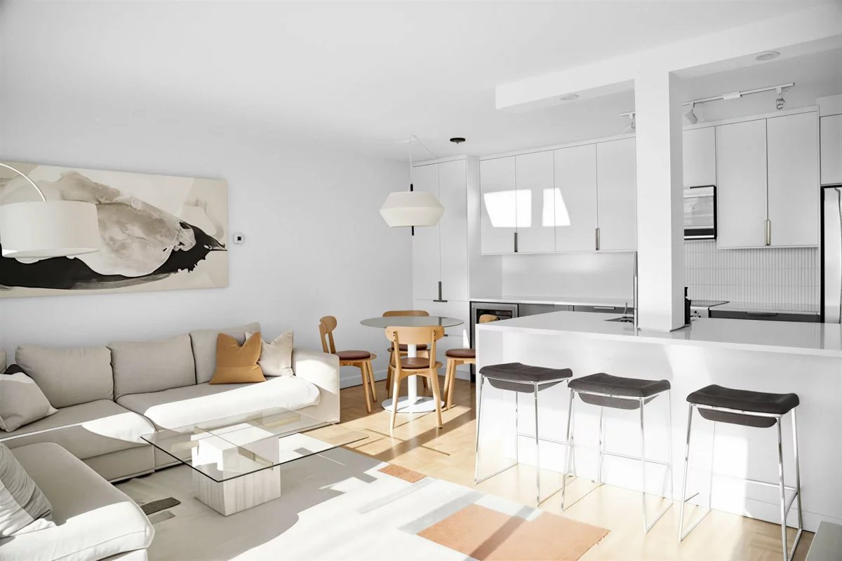 Family Room Photo of 907 1330 Harwood Street, Vancouver, BC