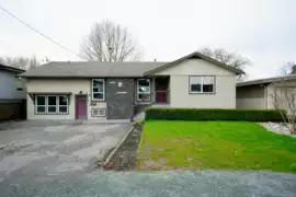 2319 Hemlock Street, Abbotsford, BC