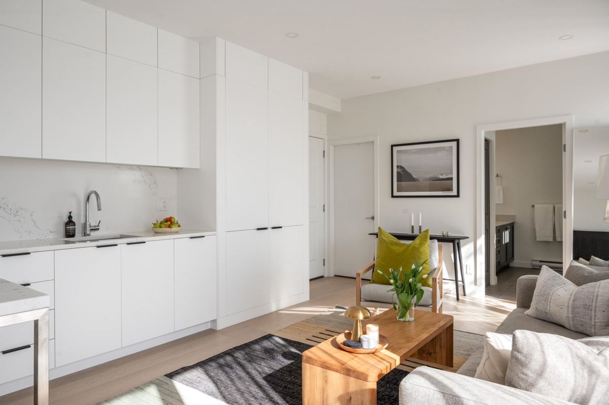 Dining Area Photo of PH1 683 E 27th Avenue, Vancouver, BC