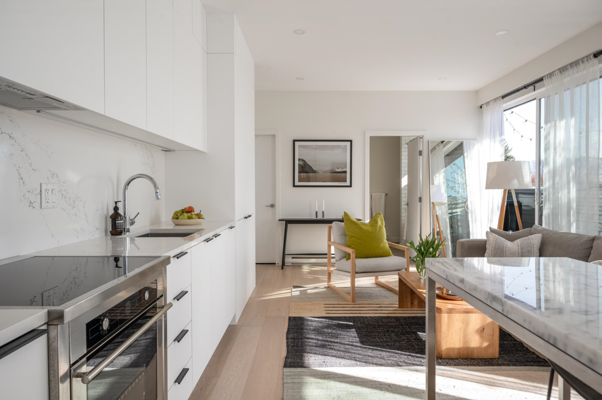 Kitchen Photo of PH1 683 E 27th Avenue, Vancouver, BC