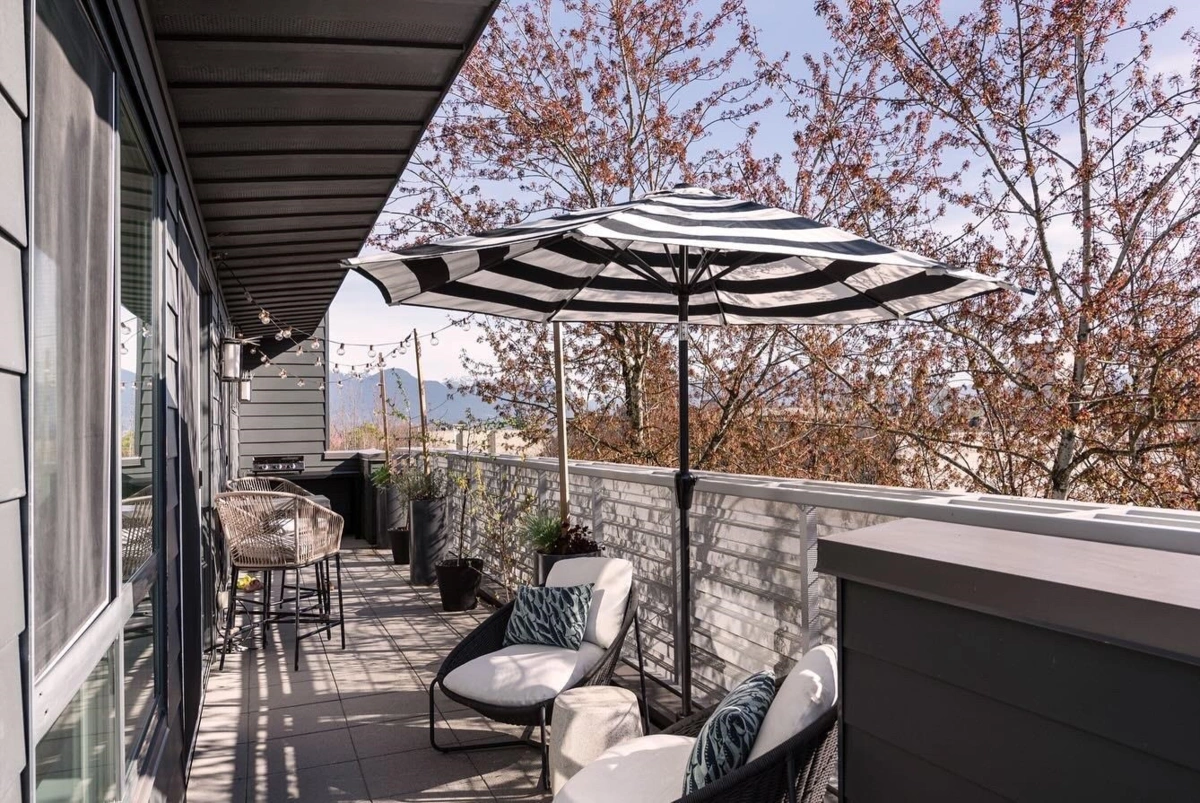 Office / Den Photo of PH1 683 E 27th Avenue, Vancouver, BC