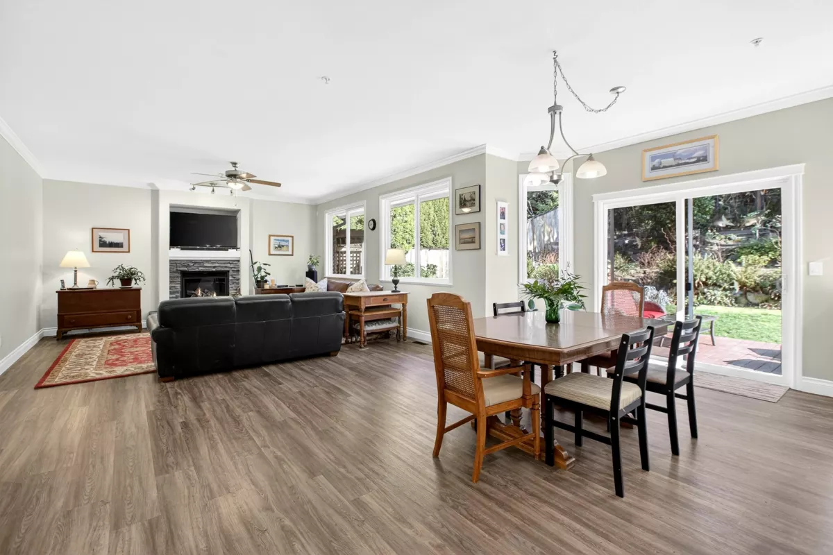 Primary Bathroom Photo of 13250 239b Street, Maple Ridge, BC