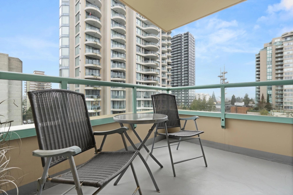 Laundry Room Photo of 704 728 Princess Street, New Westminster, BC
