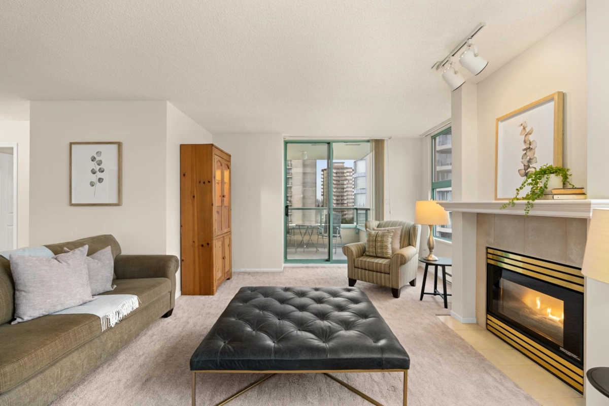 Living Room Photo of 704 728 Princess Street, New Westminster, BC