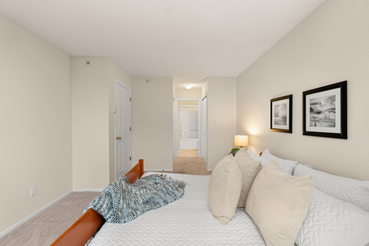 Loft / Bonus Room Photo of 704 728 Princess Street, New Westminster, BC