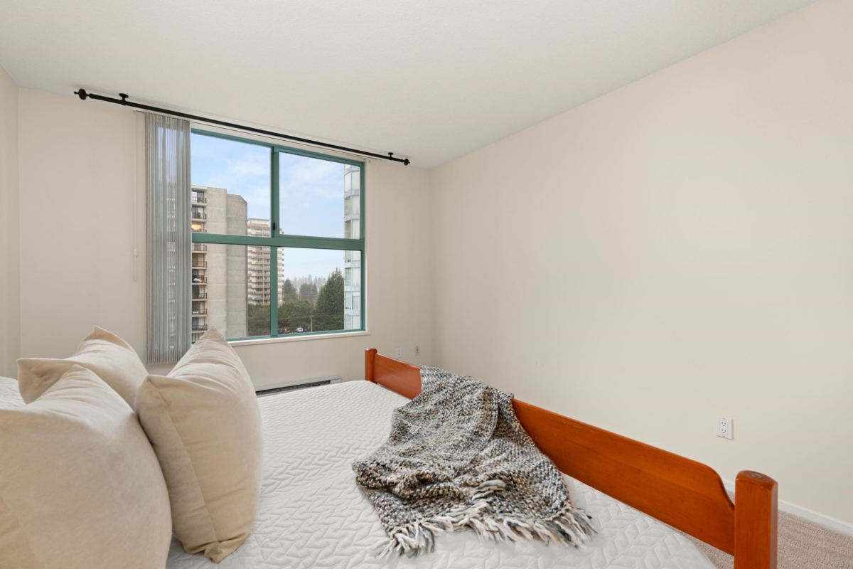 Powder Room Photo of 704 728 Princess Street, New Westminster, BC