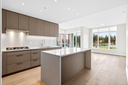 Guest Bathroom Photo of 605 6138 Birney Avenue, Vancouver, BC
