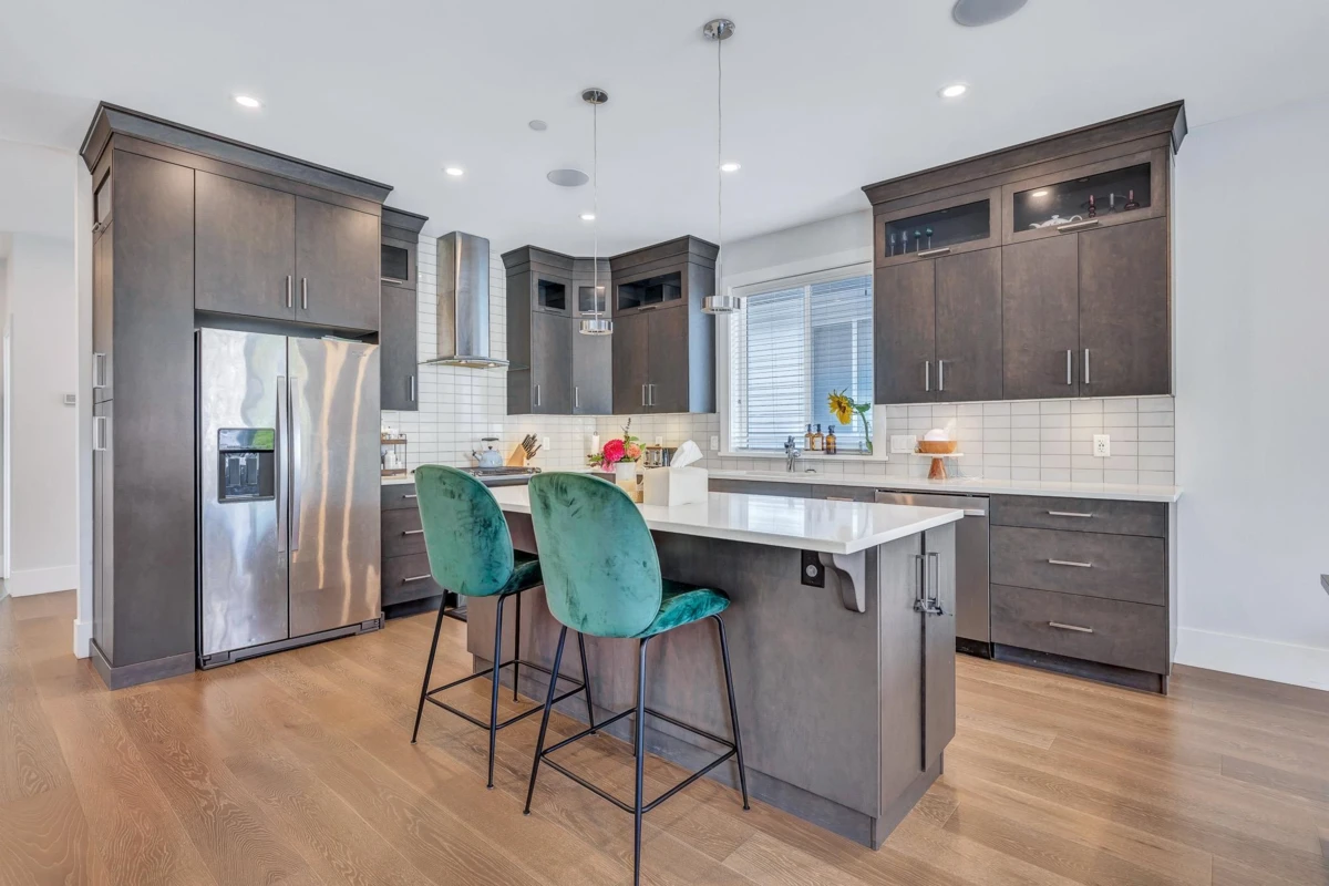 Dining Area Photo of 34645 3rd Avenue, Abbotsford, BC