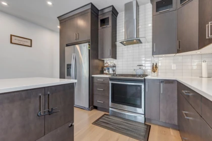 Walk-In Closet Photo of 34645 3rd Avenue, Abbotsford, BC