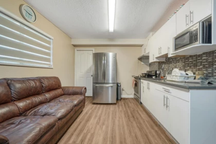 Hot Tub / Spa Photo of 11866 98 Avenue, Surrey, BC