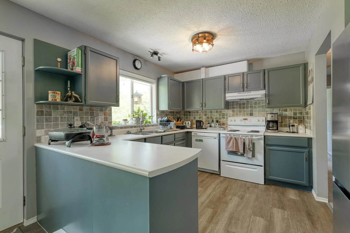 Family Room Photo of 10022 Rolley Crescent, Maple Ridge, BC