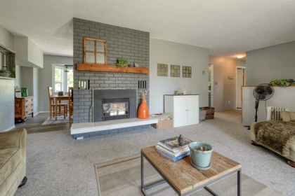 Breakfast Nook Photo of 10022 Rolley Crescent, Maple Ridge, BC