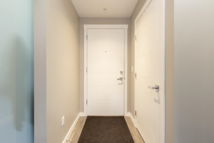 312 2238 Whatcom Road, Abbotsford, BC, Abbotsford — Apartment/Condo for sale