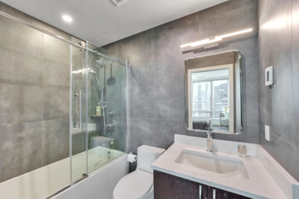 Mudroom Photo of 2106 989 Nelson Street, Vancouver, BC
