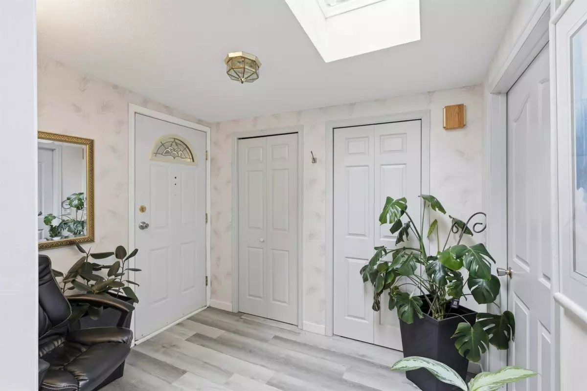 Family Room Photo of 6 9080 198 Street, Langley, BC