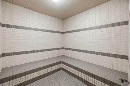Hallway Photo of 505 6659 Southoaks Crescent, Burnaby, BC