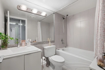 Powder Room Photo of 505 6659 Southoaks Crescent, Burnaby, BC