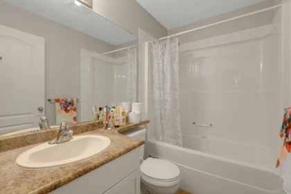 Laundry Room Photo of 33 19141 124 Avenue, Pitt Meadows, BC