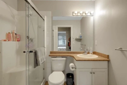 Powder Room Photo of 33 19141 124 Avenue, Pitt Meadows, BC