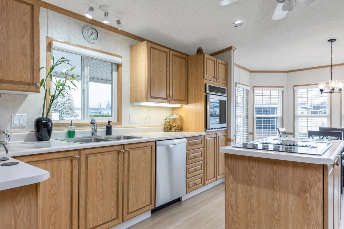 Dining Area Photo of 6 45918 Knight Road, Chilliwack, BC