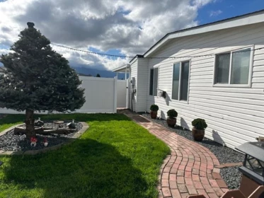 Hot Tub / Spa Photo of 6 45918 Knight Road, Chilliwack, BC
