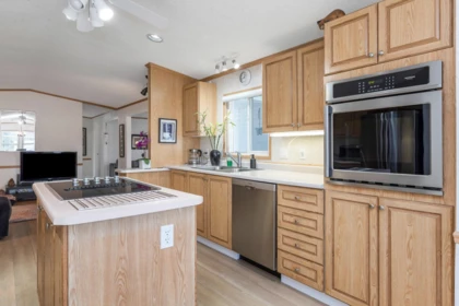 Primary Bedroom Photo of 6 45918 Knight Road, Chilliwack, BC