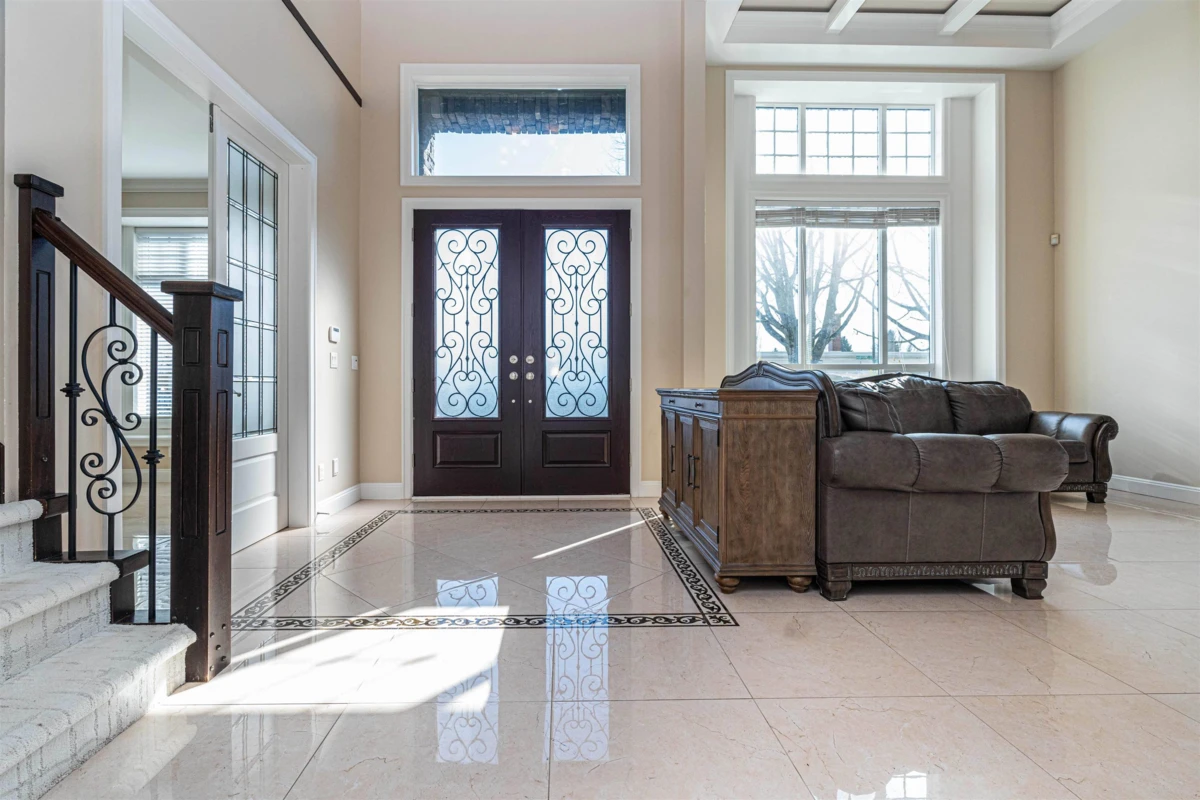 Living Room Photo of 10931 Maddocks Road, Richmond, BC