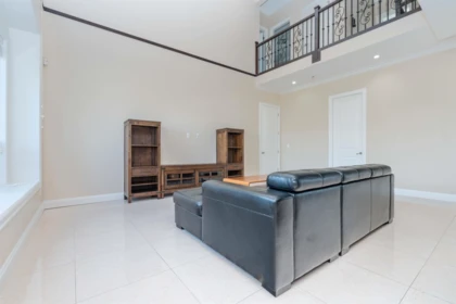 Kitchen Island Photo of 10931 Maddocks Road, Richmond, BC