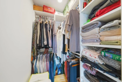 Walk-In Closet Photo of 204 1519 Crown Street, North Vancouver, BC