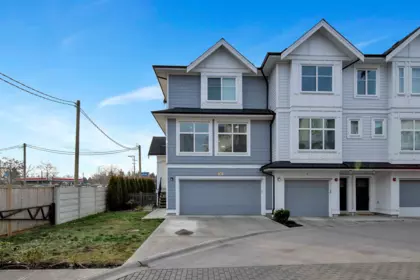 Community Amenities Photo (Clubhouse) of 10 21688 52 Avenue, Langley, BC