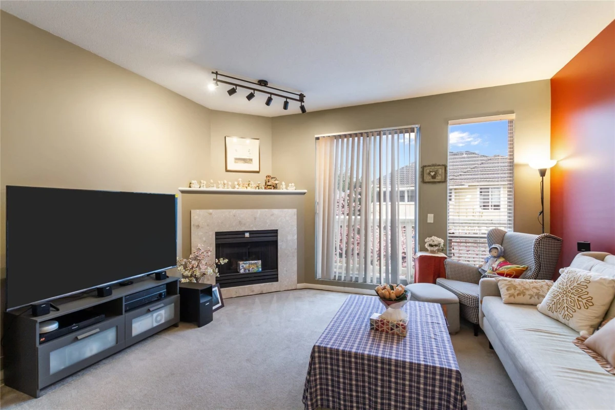 Dining Area Photo of 7 12900 Jack Bell Drive, Richmond, BC
