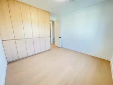 Primary Bathroom Photo of 2450 Harrison Drive, Vancouver, BC