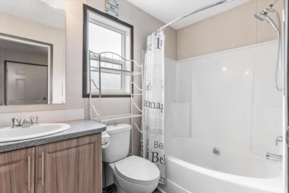 Guest Bathroom Photo of 65 3942 Columbia Valley Road, Cultus Lake, BC