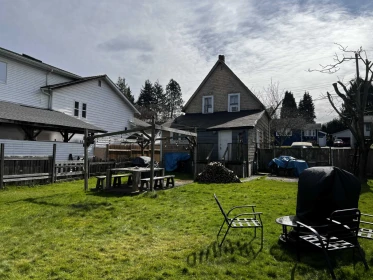 Breakfast Nook Photo of 235 Durham Street, New Westminster, BC