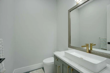 Laundry Room Photo of 17246 59 Avenue, Surrey, BC