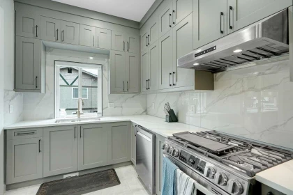 Powder Room Photo of 17246 59 Avenue, Surrey, BC