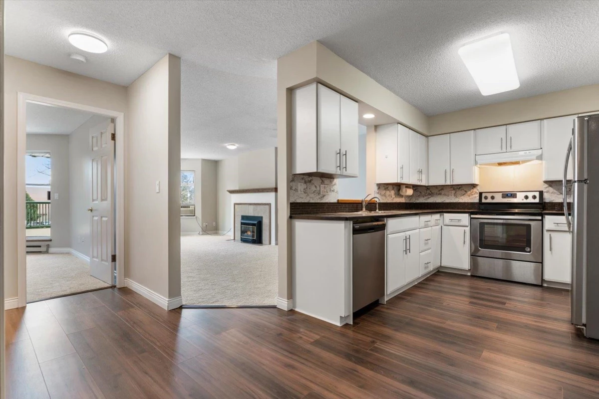 Dining Area Photo of 205 45604 Brett Avenue, Chilliwack, BC