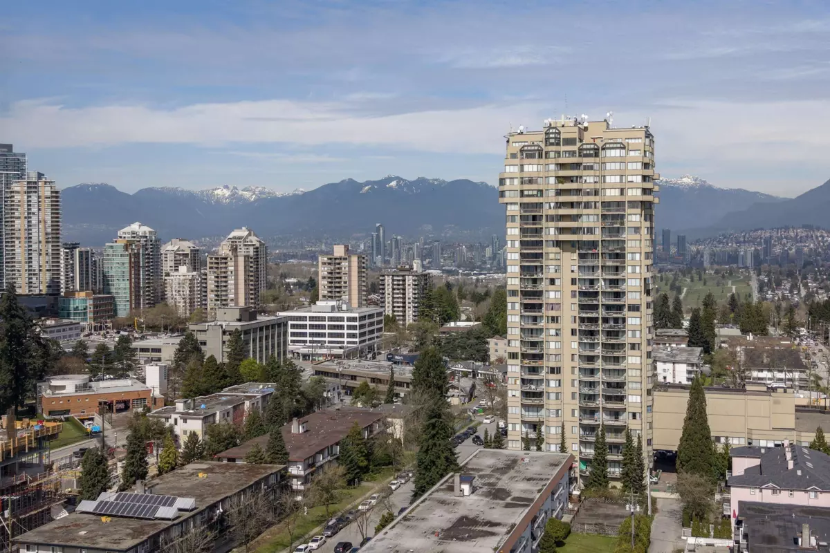 Living Room Photo of 1401 6540 Burlington Avenue, Burnaby, BC