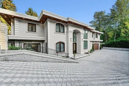 558 Glenross Road, West Vancouver, BC, Squamish — 6 bed single family residence for sale