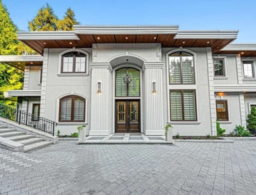 Exterior Rear Photo of 558 Glenross Road, West Vancouver, BC