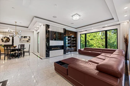 Street View Photo of 558 Glenross Road, West Vancouver, BC