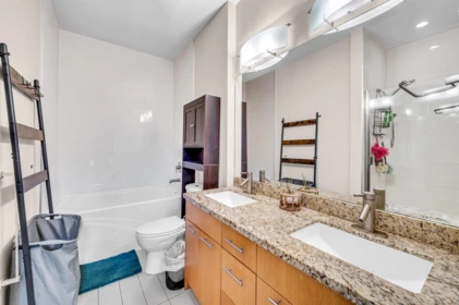 Powder Room Photo of 111 2970 King George Boulevard, Surrey, BC