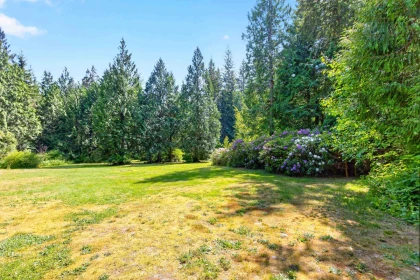 Community Amenities Photo (Clubhouse) of 27656 110 Avenue, Maple Ridge, BC