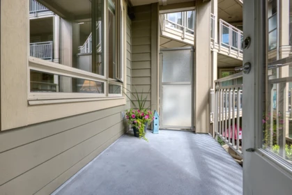 Breakfast Nook Photo of 227 119 W 22nd Street, North Vancouver, BC