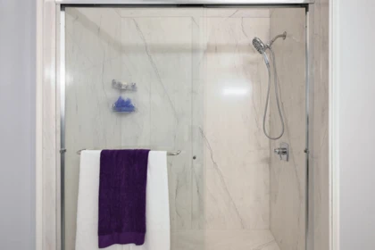 Guest Bathroom Photo of 306 20257 54 Avenue, Langley, BC