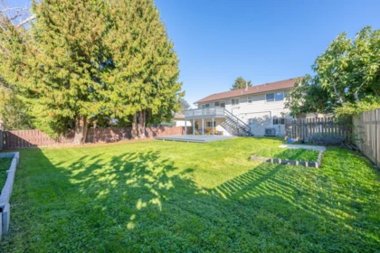 Hot Tub / Spa Photo of 7691 Frobisher Drive, Richmond, BC