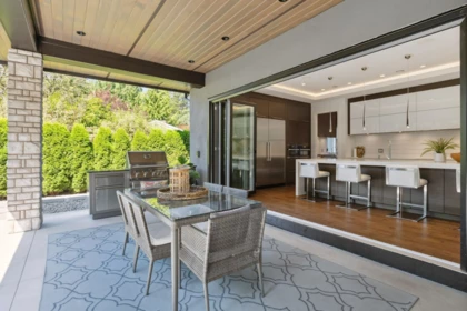 Hot Tub / Spa Photo of 983 Tudor Avenue, North Vancouver, BC