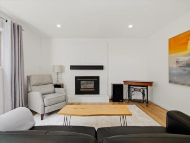 Basement Recreation Room Photo of 1392 Chamberlain Drive, North Vancouver, BC